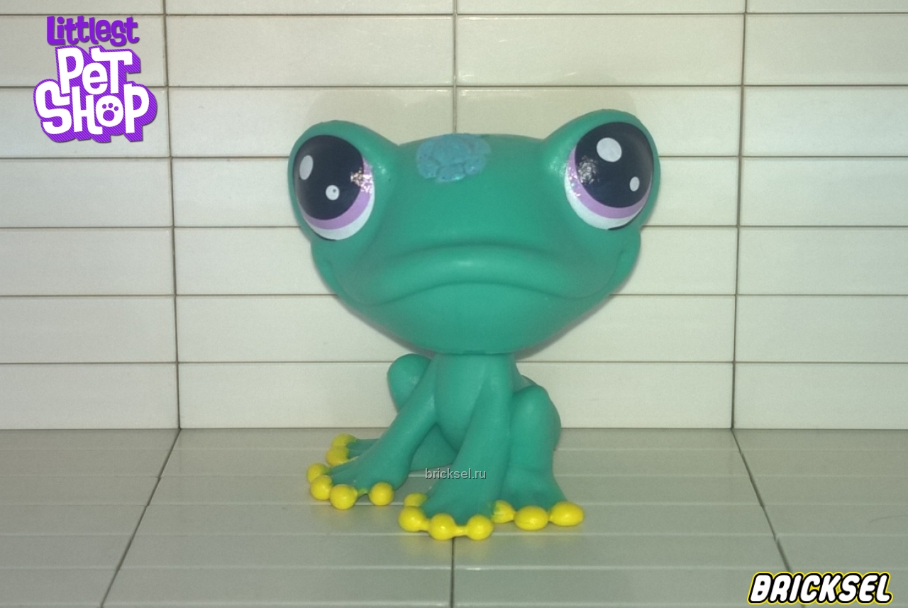 Hasbro Фигурка лягушонок Брон (Bron), Super Lucky, большой бледно-зеленый, hasbro